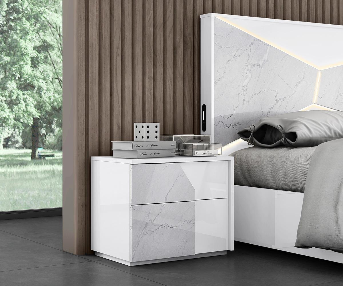 Kyle B122 White and Carrara Bedroom Set