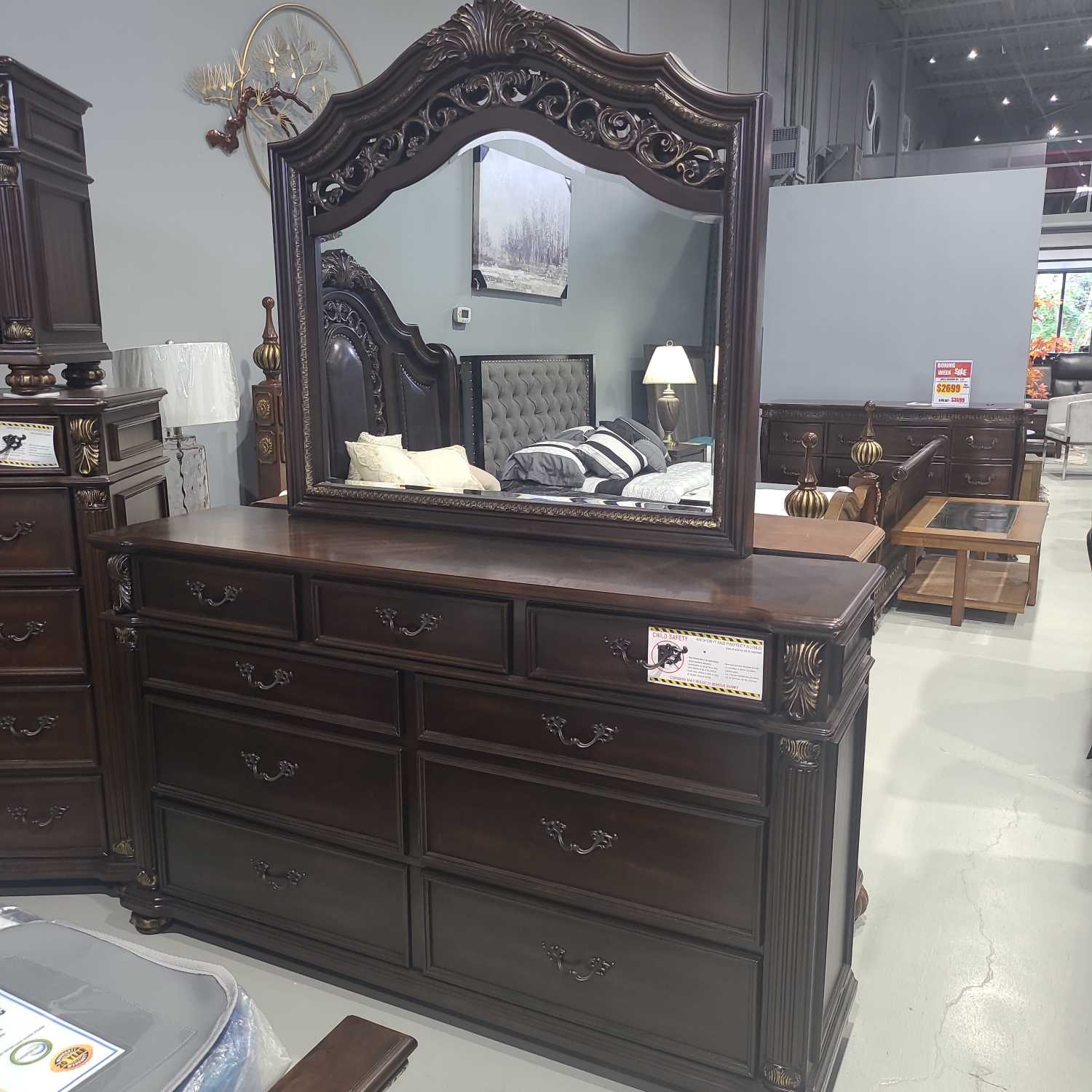 Astoria Queen Bedroom Set B825 (OPEN BOX)