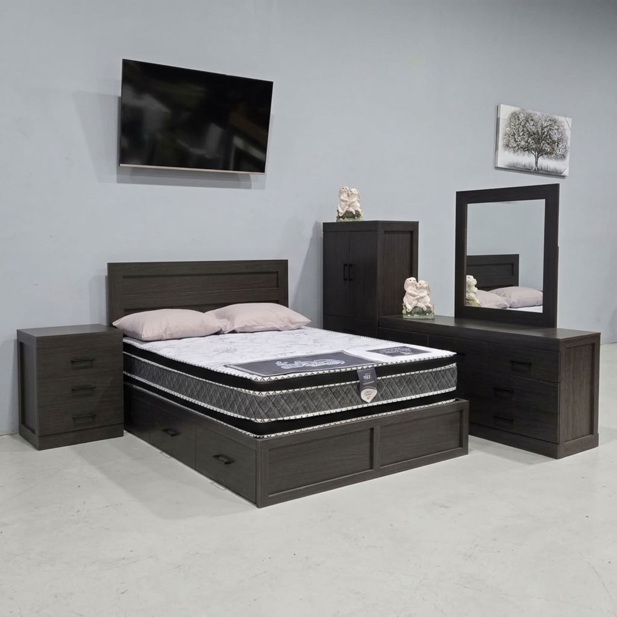 Canadian Made Storage Bedroom Set 5060
