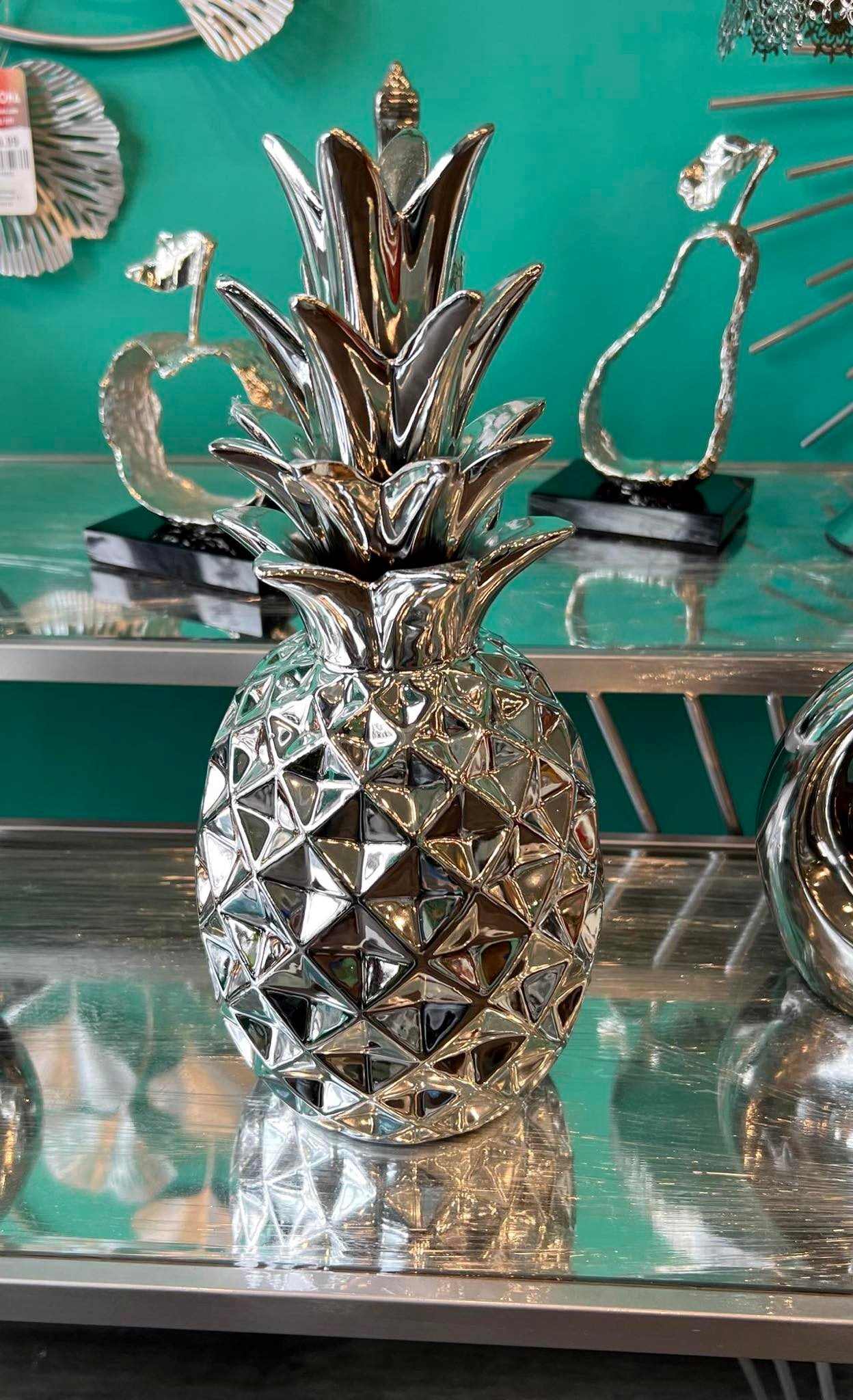 Centre Piece Metallic Pine Apple Metallic in Silver