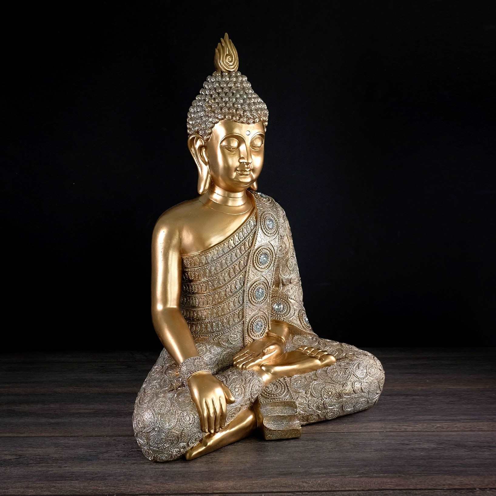 Gold Sitting Buddha