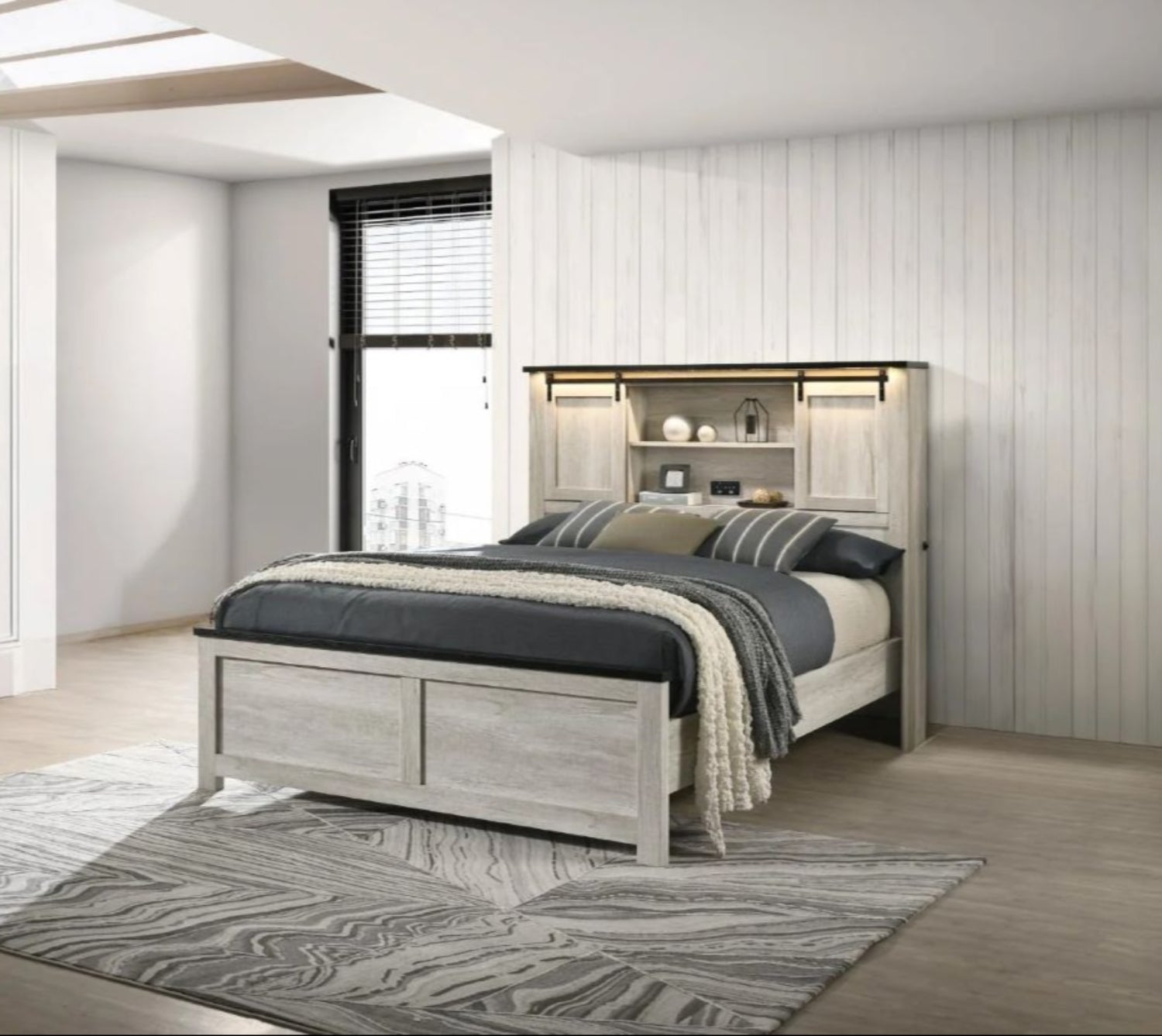 Heritage Wooden Bed with Built-in LED lighting White Wash 1811