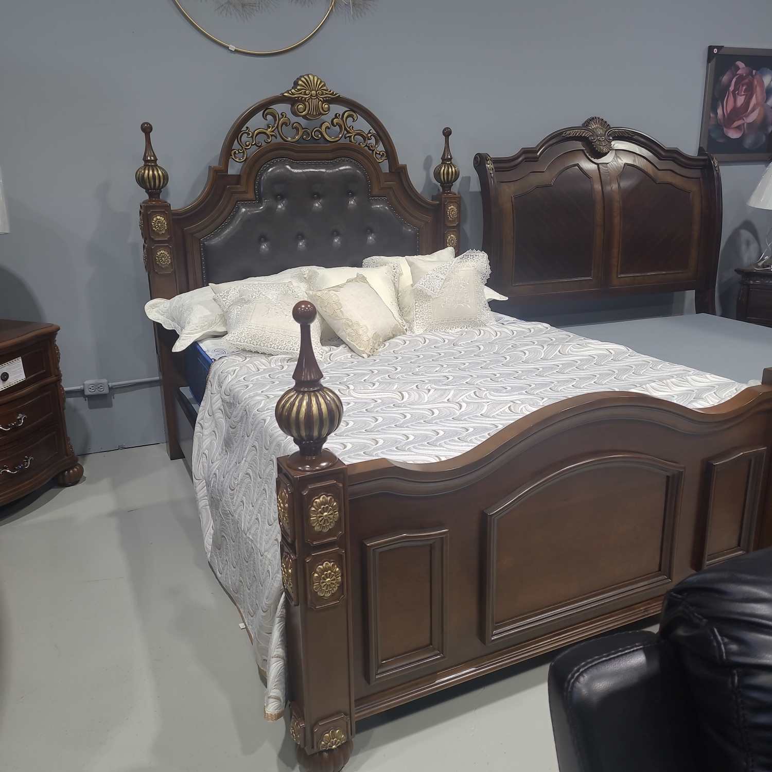 Leonel Queen Bedroom Set B940 (OPEN BOX)