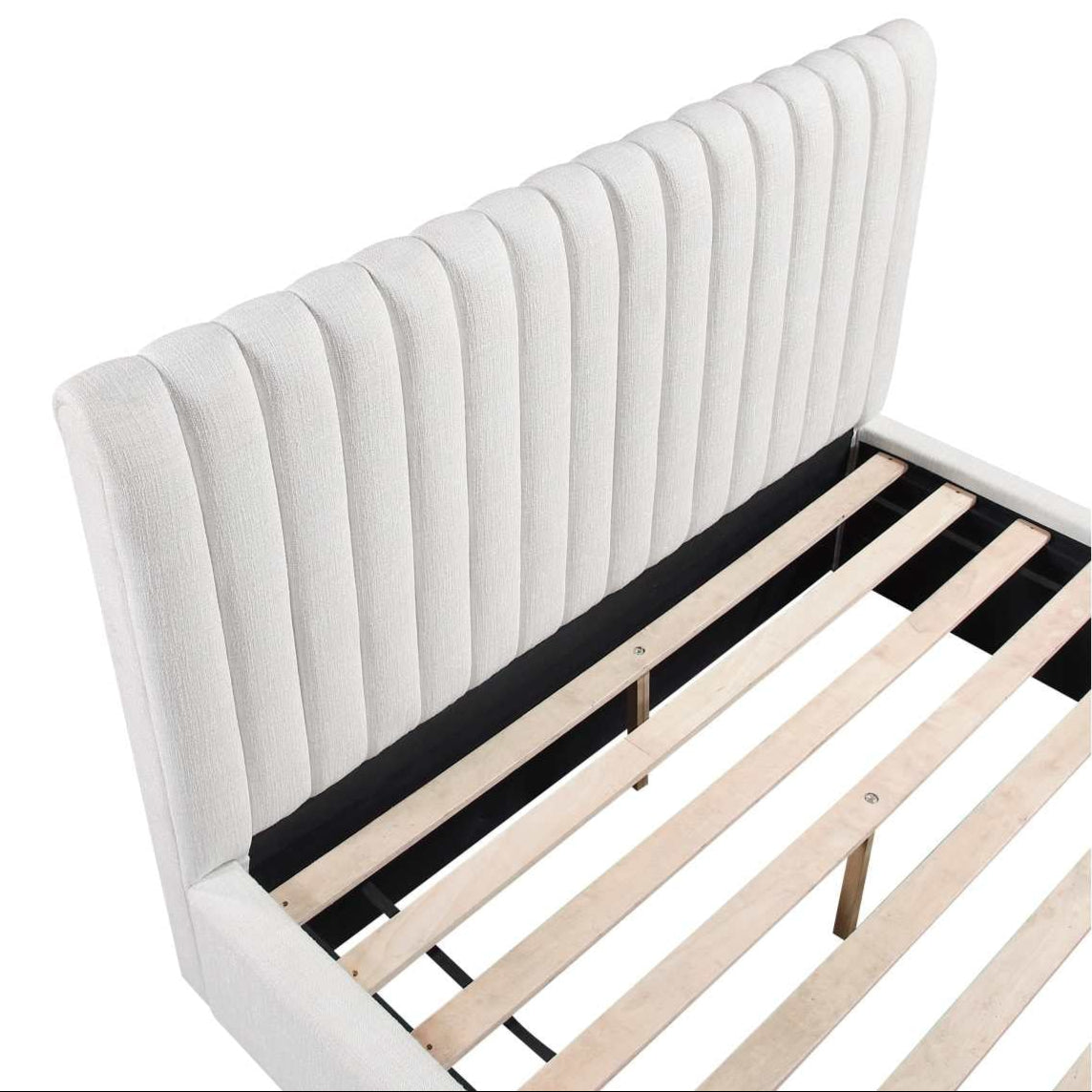 Mulvane Luxurious Natural Channel Tufted Platform Bed 2320