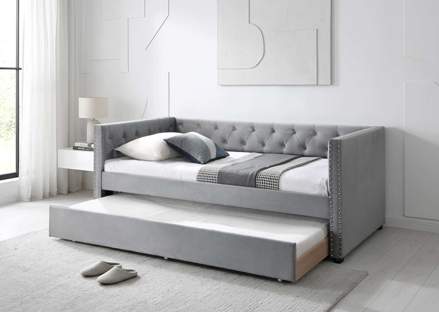 Single Upholstered Grey Velvet Daybed with Pull-Out Trundle IF 309