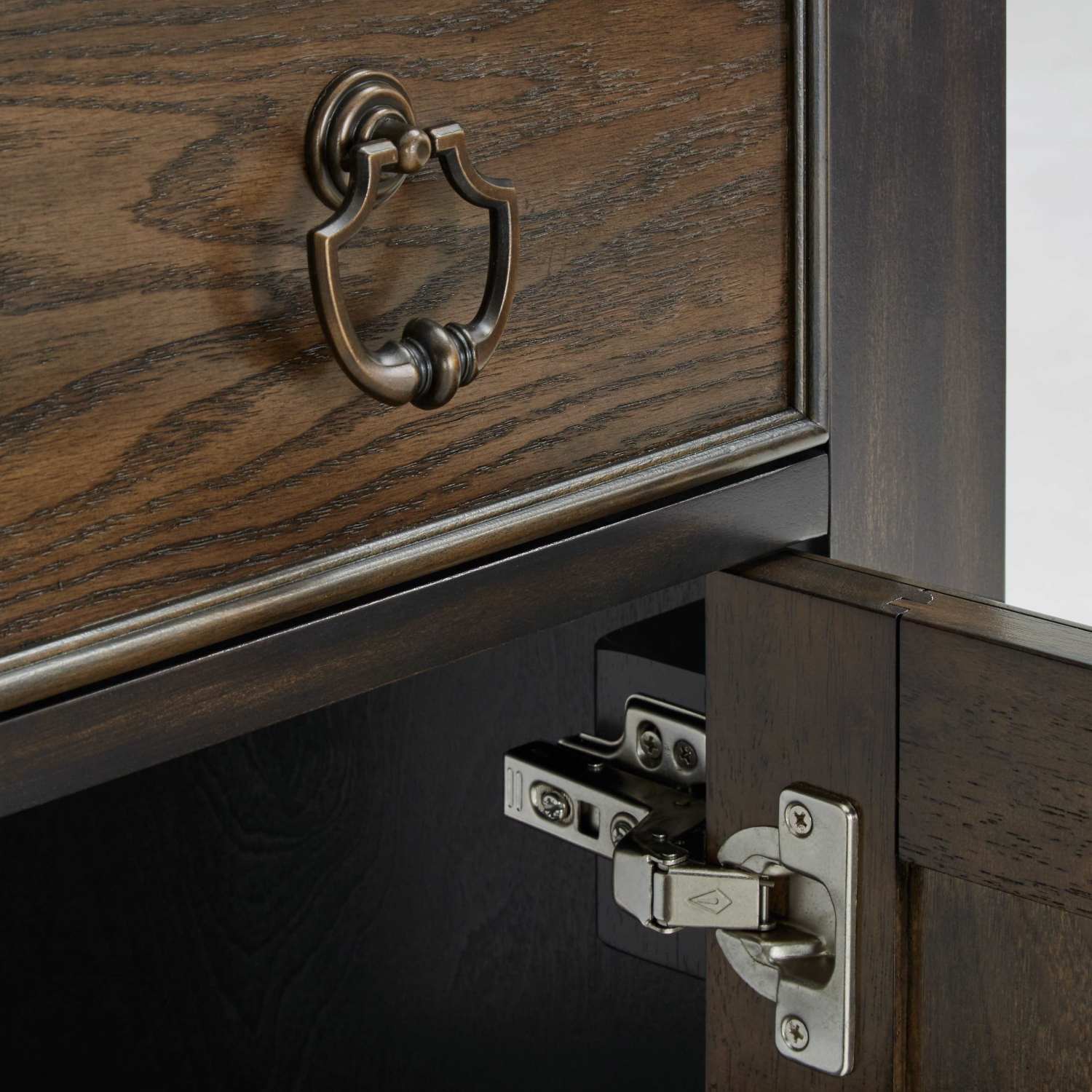 Stonington Two Tone Finish Server 5703