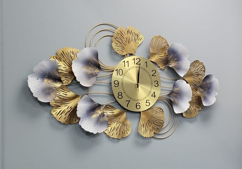 Wall Clock Décor Metal & Modern horizontal