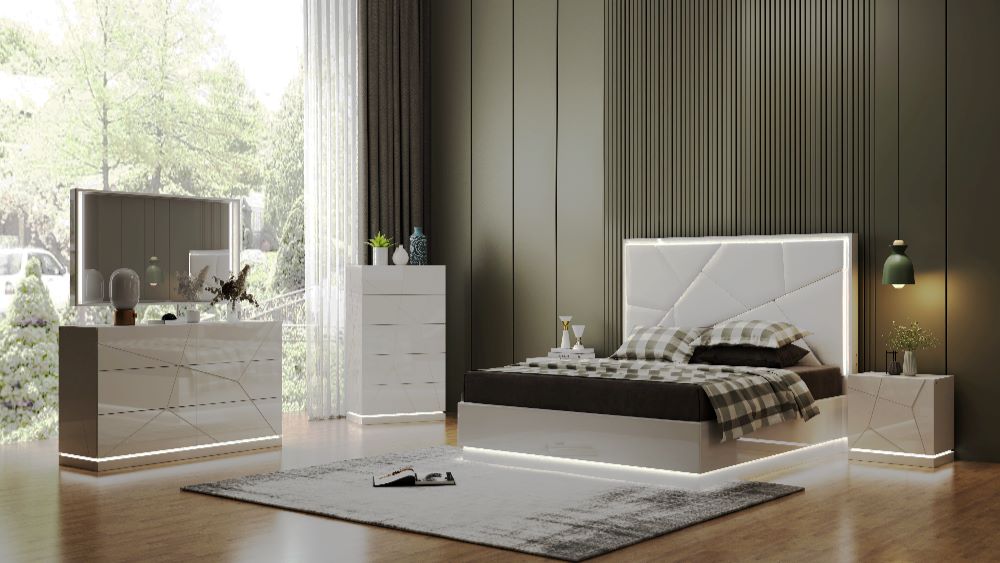 White Glossy 6PC Bedroom Set With LED Light 817