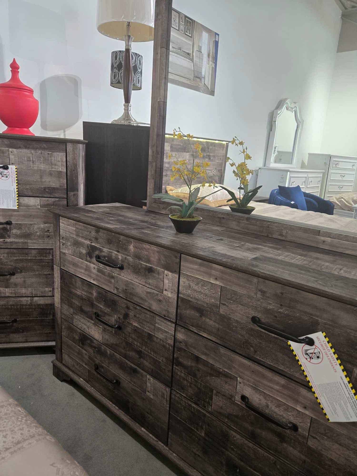 Beckett 6pc Wooden Bedroom Set With LED Light Dark Brown 90237