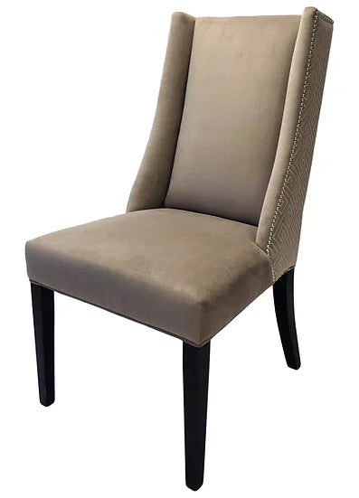 Upholstered Chair D900