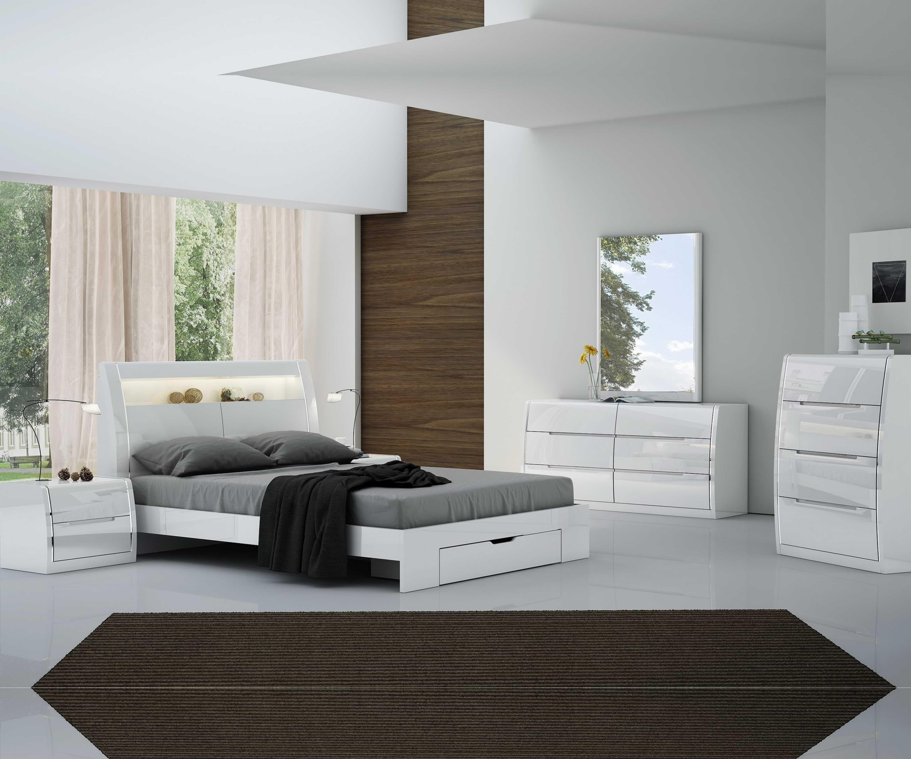 Phoebe Unique White Lacquer Bedroom Set White 370