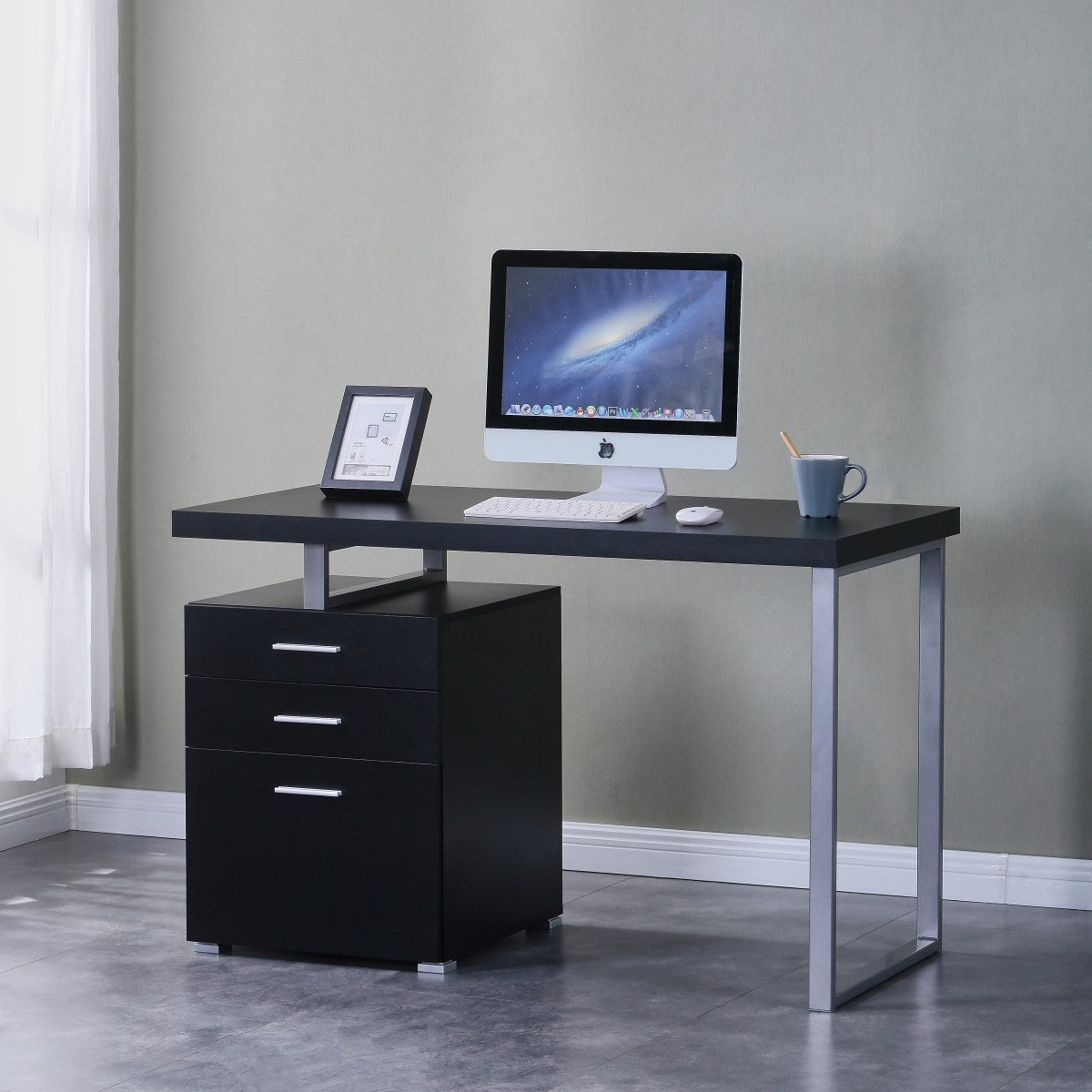 Black Desk 2196