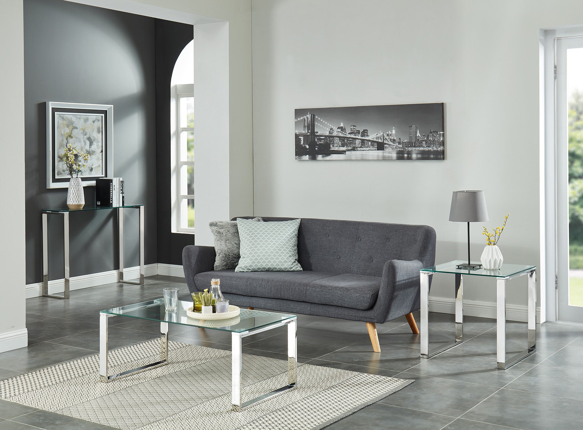 Zevon Accent Table in Silver 501-408CH