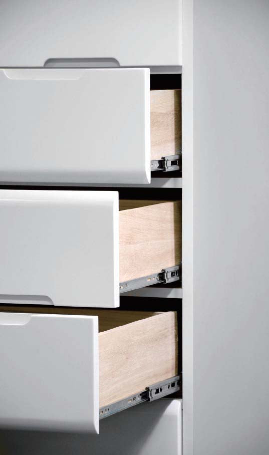 Cradle White Lacquer 6 PC Bedroom Set