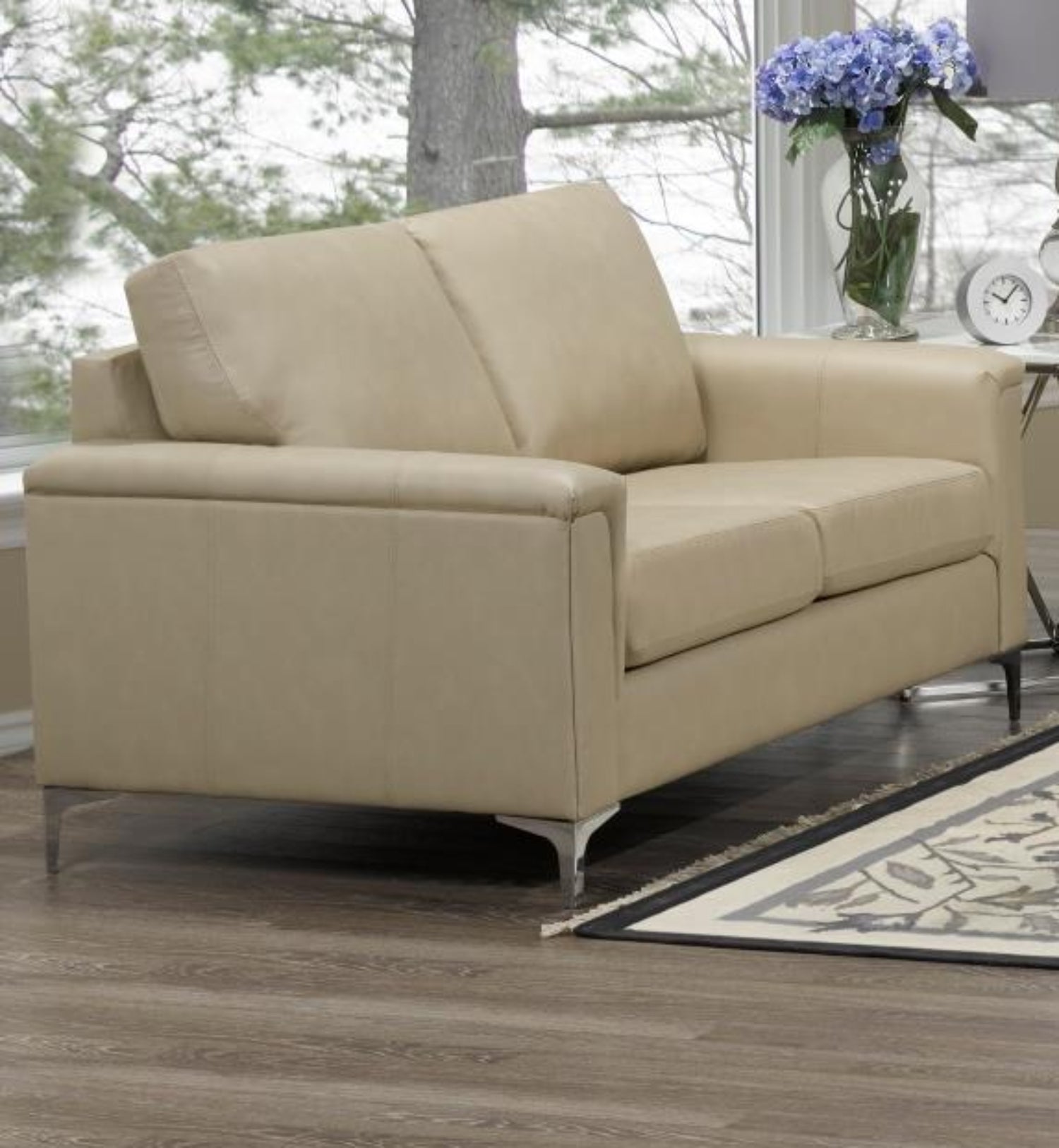 Canadian Made Genuine Top Grain Leather Zurick Ice Loveseat 4414