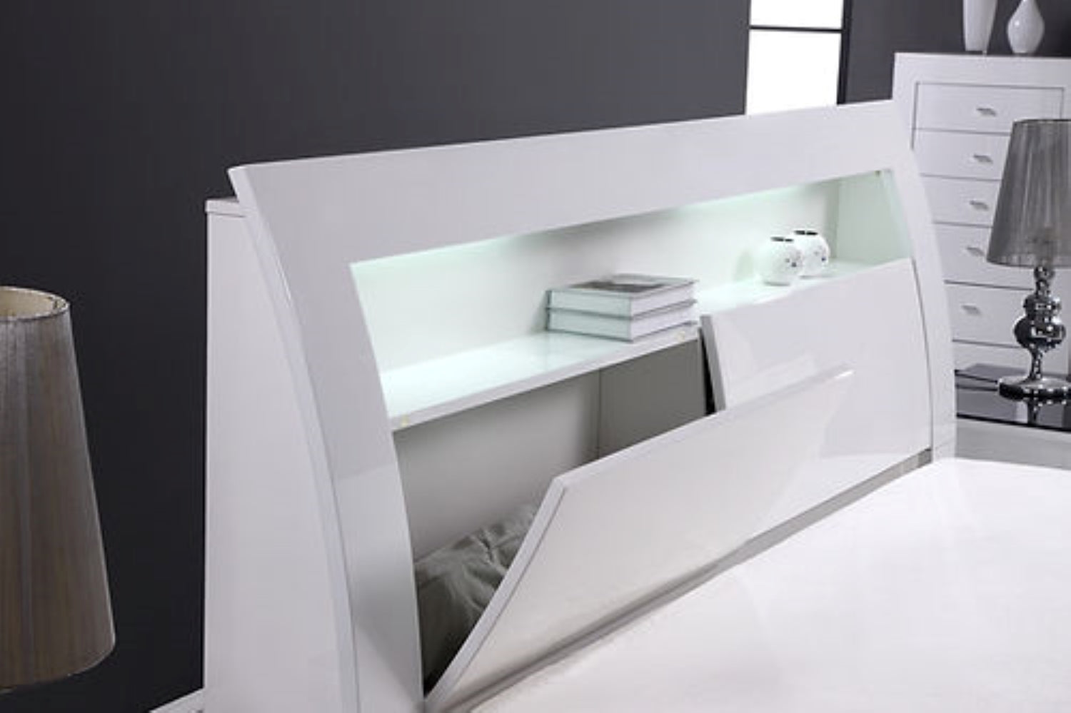 Barcelona High Gloss White Bed