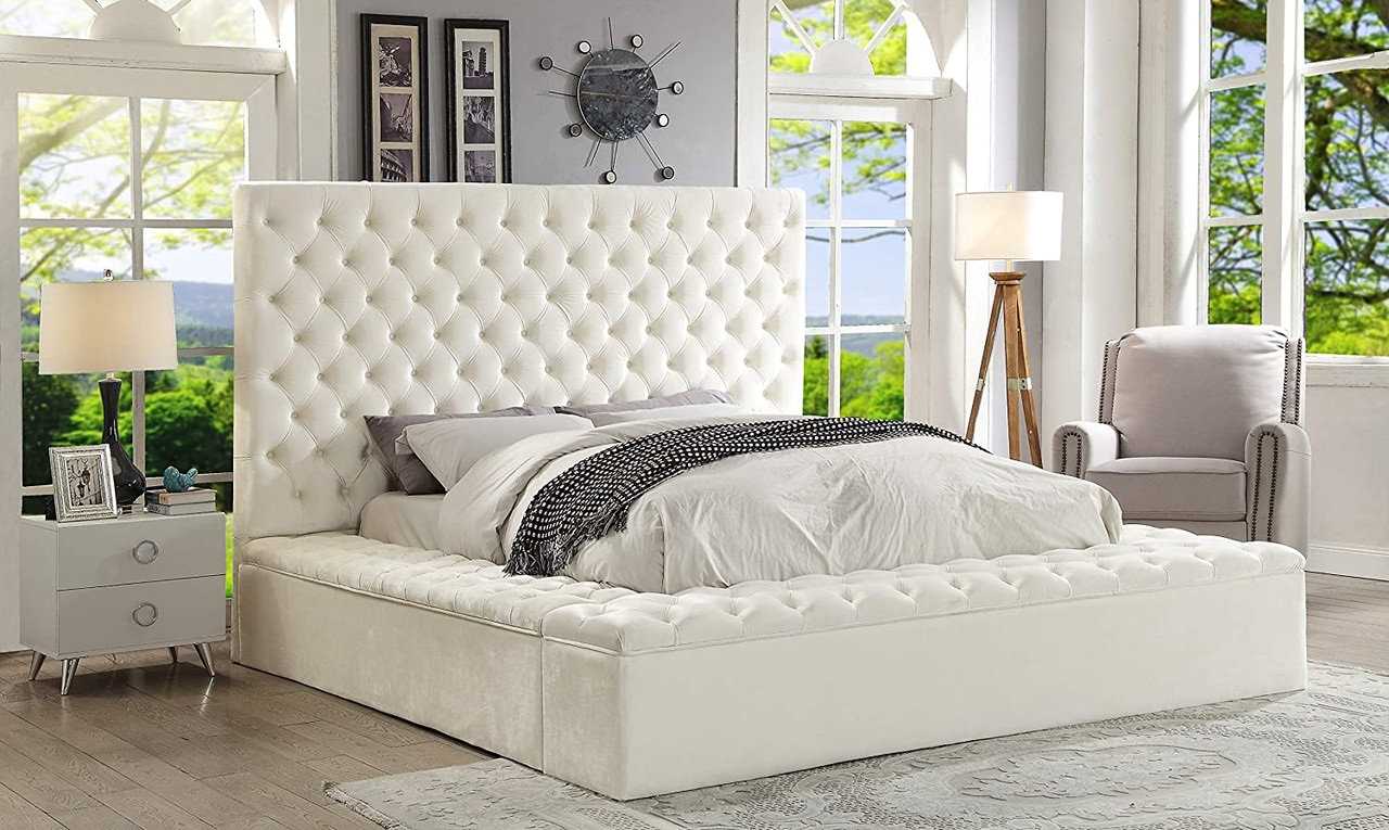 Cream Platform Bed 5792