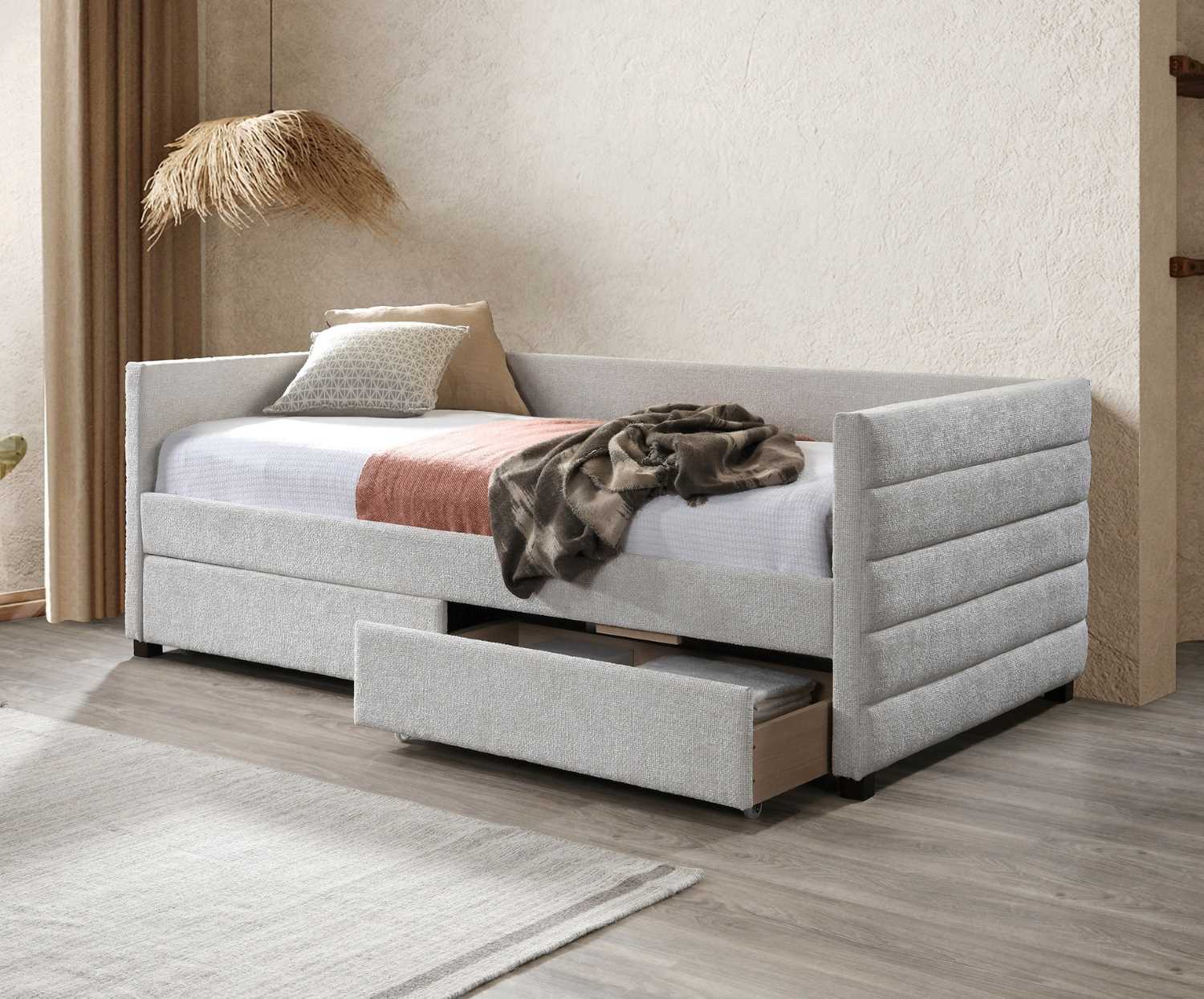 Single Day Bed With 2 Pull-Out Storage Drawers 302