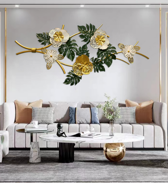 Stunning Wall Decor Ideas in White and Gold for Your Home